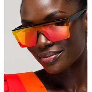 Women Sunglasses Fire Mirrored Lens Fashion Trendy Sun Glasses Beach Style Gafas
